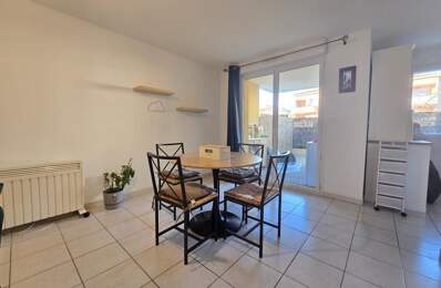 T2 meublé 48m² en RDC avec terrasse et parking souterrain — photo du bien