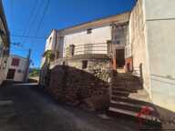 Maison de village avec garage et potentiel — photo 2