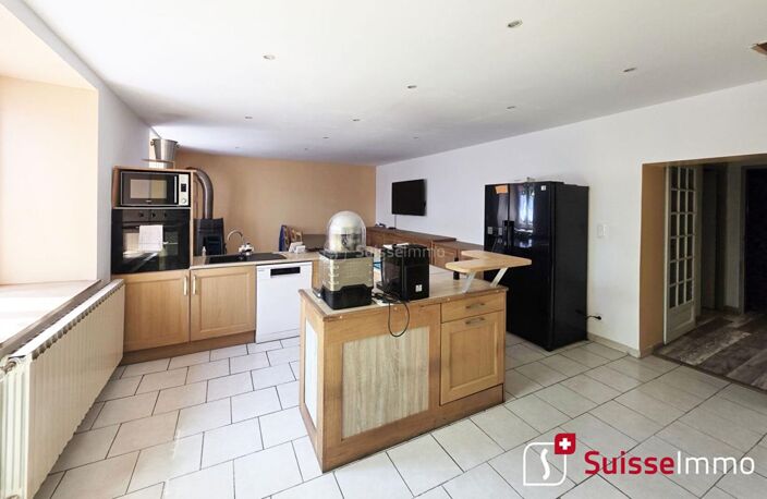 Maison  5 pièce(s) 141 m2 — photo 2