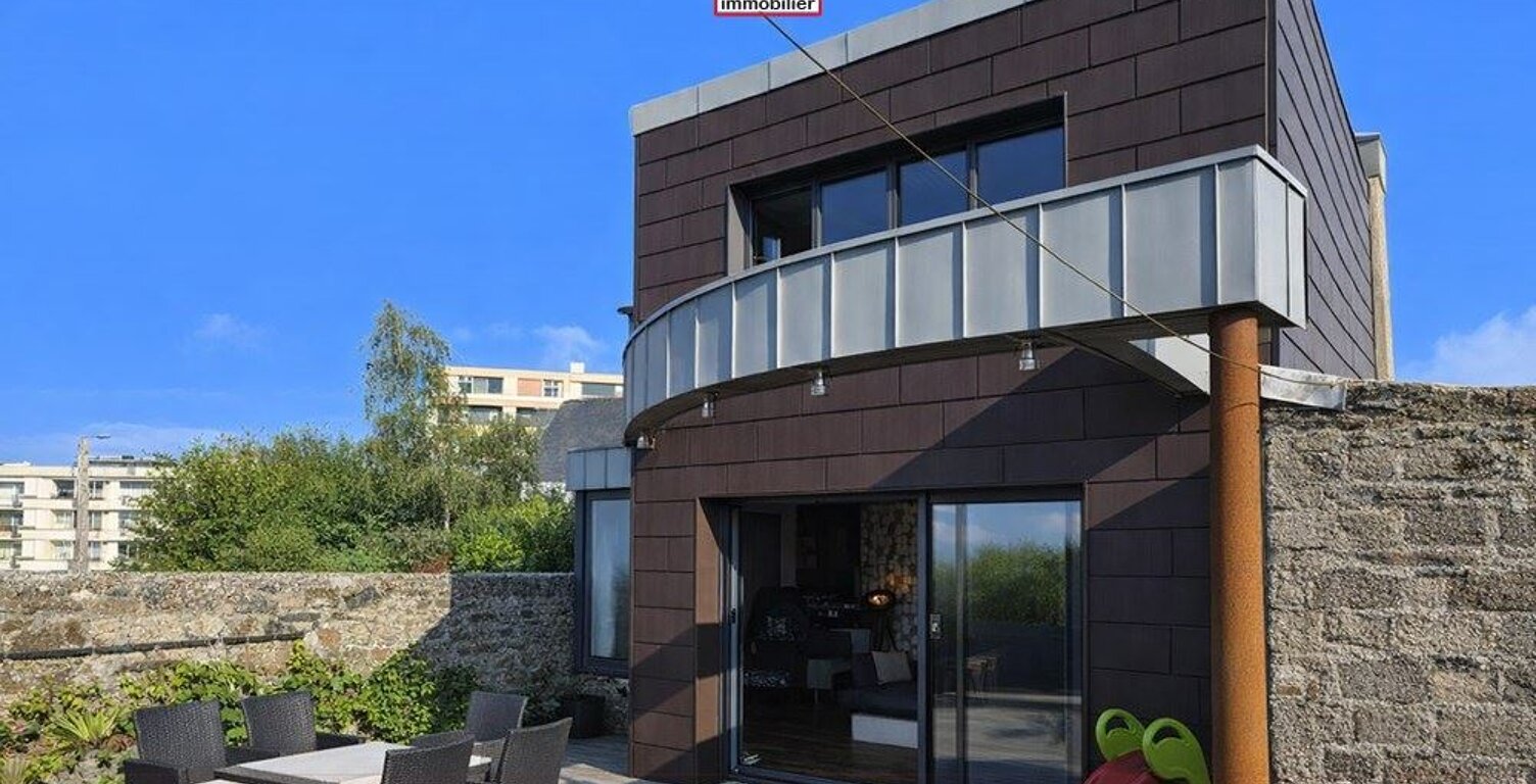 FINISTERE - Brest (29200) - A VENDRE - MAISON DE 150 M² AVEC EXTENSION CONTEMPORAINE - ESPACE DE VIE +60 M² - 3/4 CHAMBRES - JARDIN CLOS - VUE MER - COUP DE COEUR - RARE — photo 1