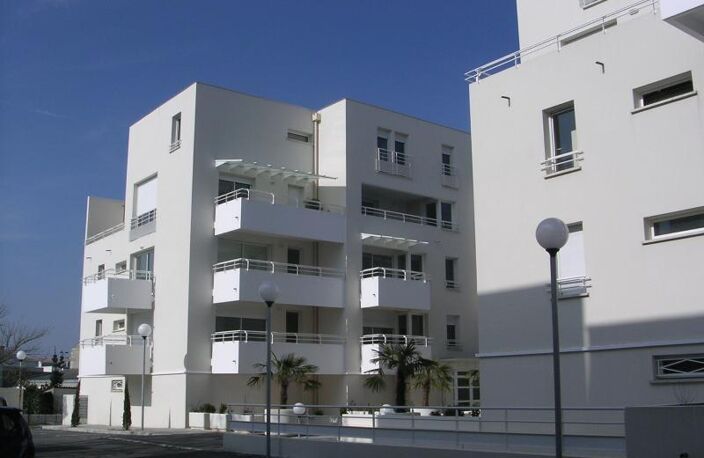 T3 — photo 3