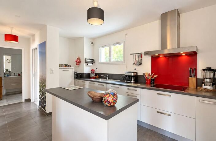 T3 de 74 m² avec jardin de 300 m² — photo 3