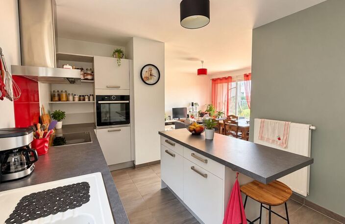 T3 de 74 m² avec jardin de 300 m² — photo 4