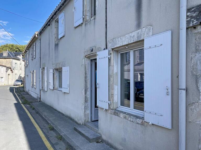 Maison À Vendre — photo 1