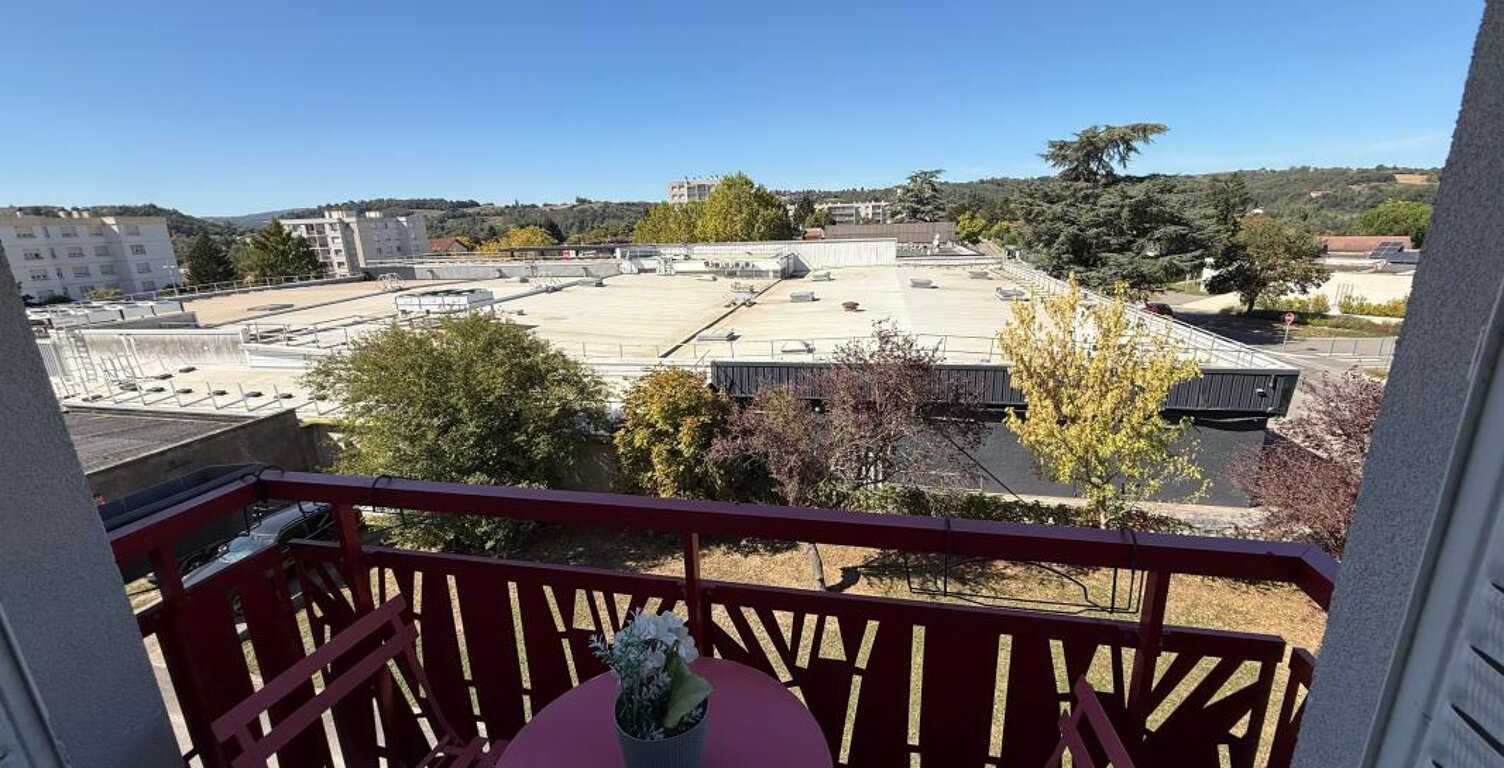 Pont-Évêque – Appartement traversant avec balcon — photo 1