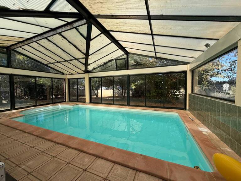 Maison T6 - double garage - piscine - sous sol — photo 1