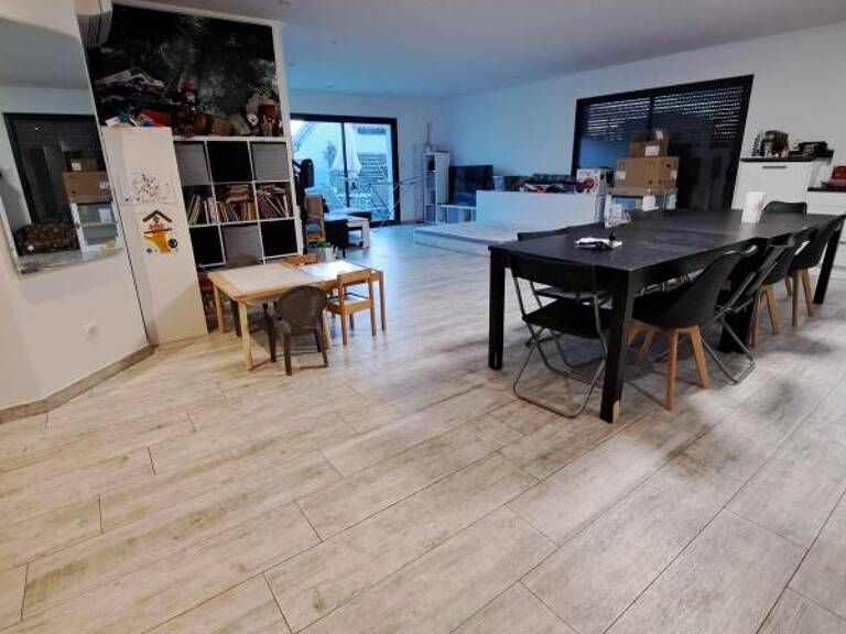 Maison À Louer — photo 1