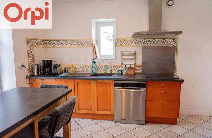 Maison de charme en pierre avec piscine – Thairé — photo 5