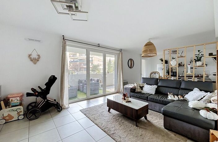 Appartement À Vendre — photo 2