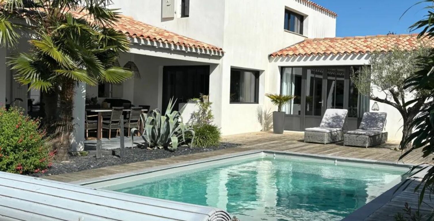 Maison À Vendre — photo 1