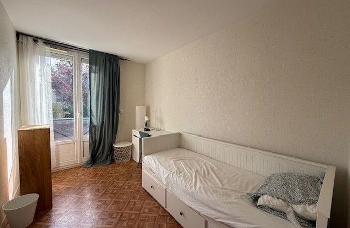 Appartement À Louer — photo 2
