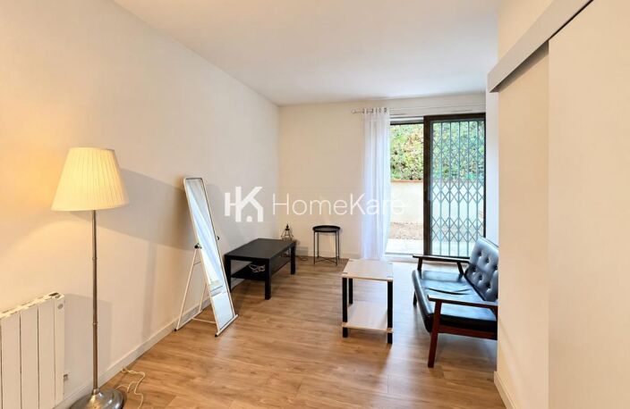 CHARMANT APPARTEMENT RÉNOVÉ AVEC JARDIN PRIVATIF ! — photo 2