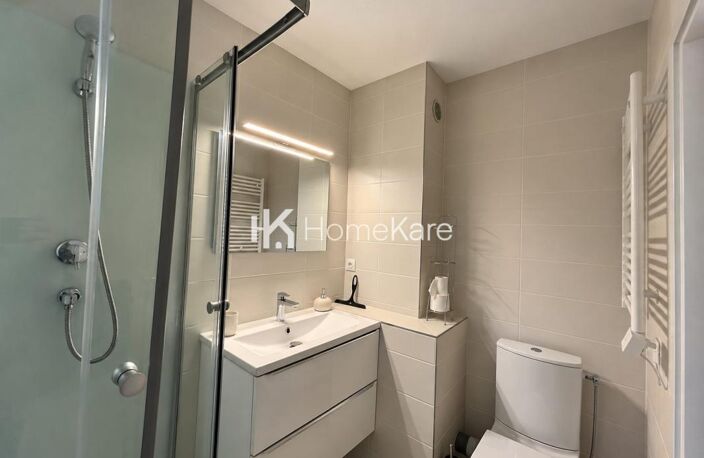 CHARMANT APPARTEMENT RÉNOVÉ AVEC JARDIN PRIVATIF ! — photo 4