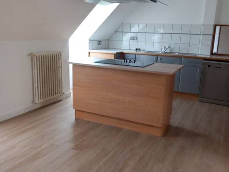Appartement de 84m2 à louer sur Commana — photo 1