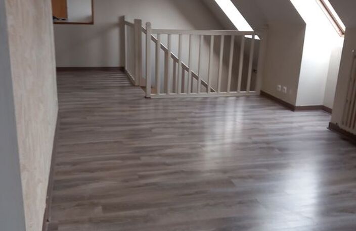 Appartement de 84m2 à louer sur Commana — photo 2