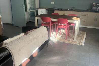 Appartement 4 pièces 1245 €