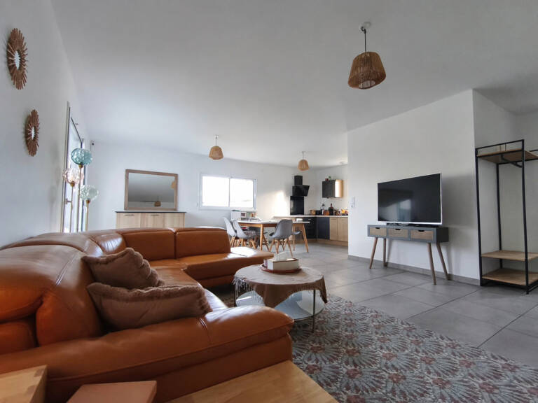 Maison à vendre 4 pièces axe 4 voies La Rochelle / Niort — photo 1