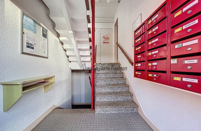 LE MANS – VIAGER OCCUPÉ – APPARTEMENT 3 PIÈCES AVEC BALCON, ASCENSEUR ET CAVE — photo 2