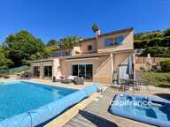Villa avec piscine - 6 pièces - BAGNOLS EN FORET (83) — photo 2