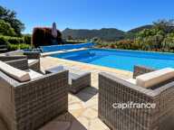 Villa avec piscine - 6 pièces - BAGNOLS EN FORET (83) — photo 3
