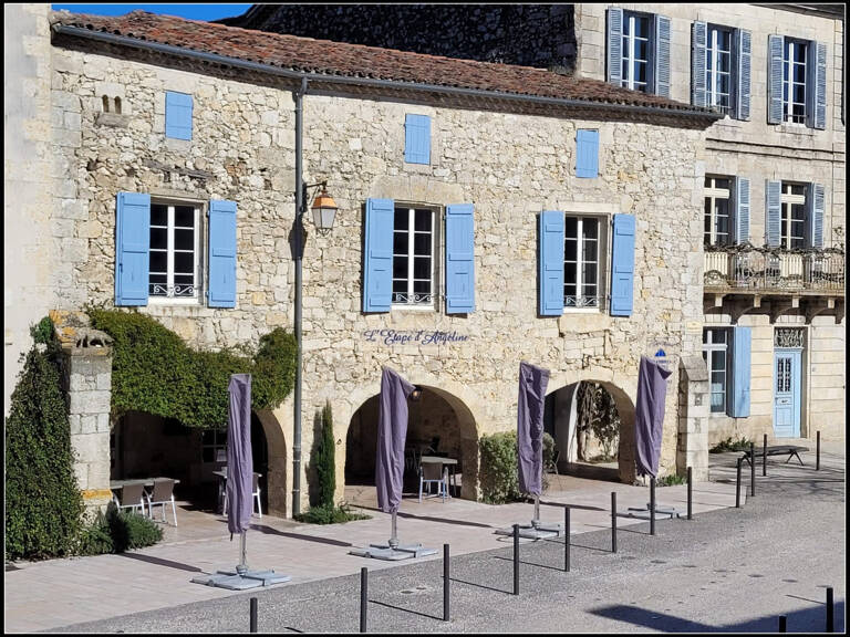 Fonds de commerce à vendre LA ROMIEU (32) Bar-restaurant-Chambre d'hôtes avec logement de fonction — photo 1