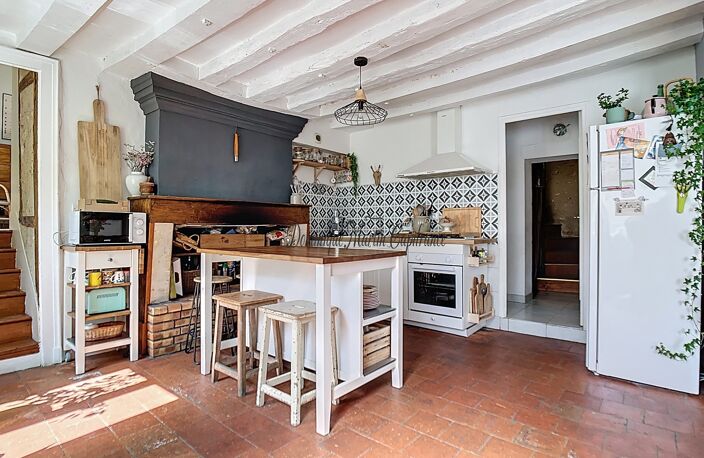 VANCÉ (72) – MAISON DE CHARME, à vendre, 115 m² – 3 CHAMBRES + BUREAU – JARDIN CLOS – 98 000 € FAI — photo 2