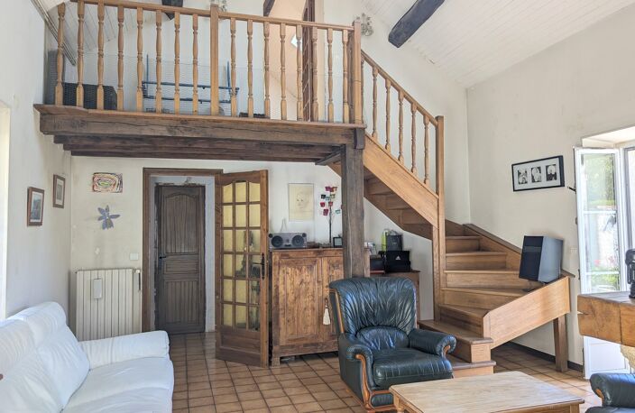 Authentique briarde au cœur d’un hameau paisible – 6 P, jardin, garage (CHAUMES-EN-BRIE) — photo 2
