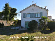 VENDEE ( 85 ) Maison à vendre 10 pièces LA BARRE DE MONTS Proche MER, PLAGES ,FORET,  NOIRMOUTIER, 153 m² ,5 chambres, 3 WC , 2 salles d'eau , 1 salle de bains 1871m² terrain clos , puits, garage — photo 3