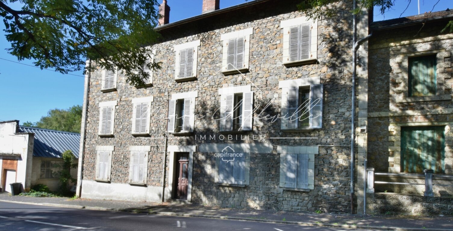 Ensemble immobilier À RÉNOVER – 3 LOTS – 231,74 m² – LANOBRE (15) — photo 1