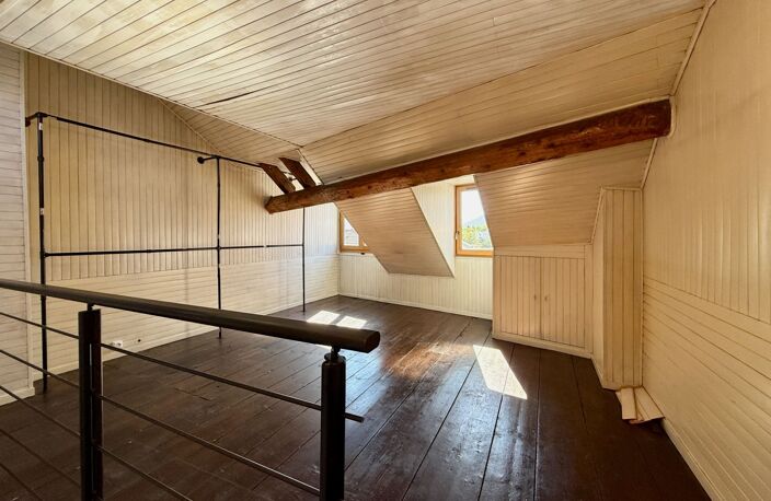 Maison à vendre 4 pièces GEX (01) - 97m2 (au sol) avec balconnet et cave (14m2) — photo 3
