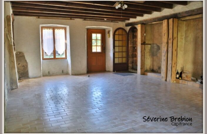 Maison 4 chambres, 3 granges, terrain de 1200 m², CELLES SUR DUROLLE (63) — photo 2