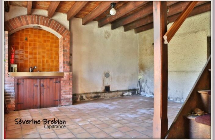 Maison 4 chambres, 3 granges, terrain de 1200 m², CELLES SUR DUROLLE (63) — photo 4