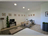 À LOUER – BUREAU CONTEMPORAIN 41 M² – ZONE COMMERCIALE DYNAMIQUE — photo 2