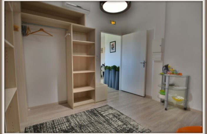 À LOUER – BUREAU CONTEMPORAIN 41 M² – ZONE COMMERCIALE DYNAMIQUE — photo 5