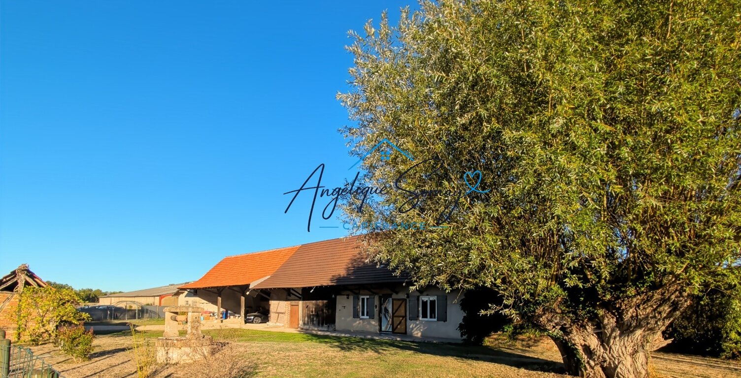L’AUTHENTICITÉ D’UNE FERME BRESSANE, LE CHARME D’UNE PROPRIÉTÉ AUX MULTIPLES POSSIBILITÉS — photo 1