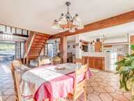 Christophe Michaudelle – CAPIFRANCE vous propose à Meaux : vivable de plain pied - DPE en D - 5 pièces - 155 m² - 3 chambres (4è chambre possible) - 2 pièces d'eau - sous sol total (100m²) - terrasse — photo 4