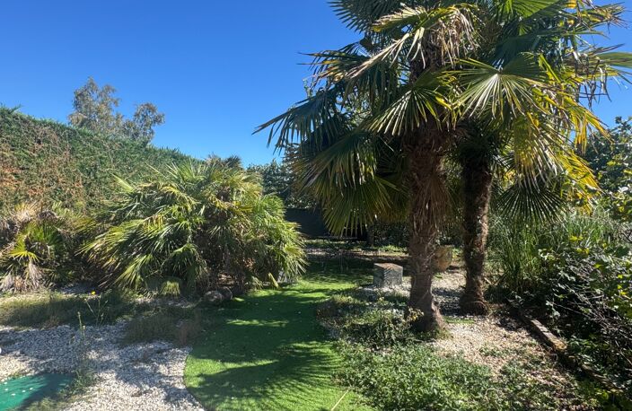 PERIGUEUX (Chancelade) Maison à louer T 6 de 210 m² avec terrain de 1450 m², piscine — photo 5