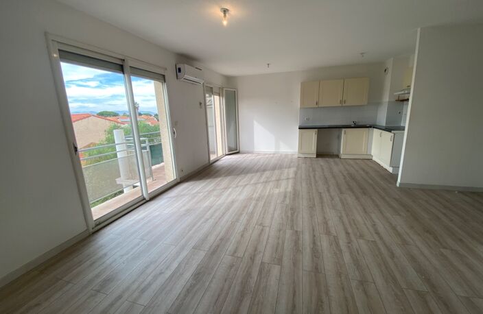 Dpt Pyrénées Orientales (66), à vendre BOMPAS appartement 4 pièces 78,8 m² terrasse, parking — photo 2