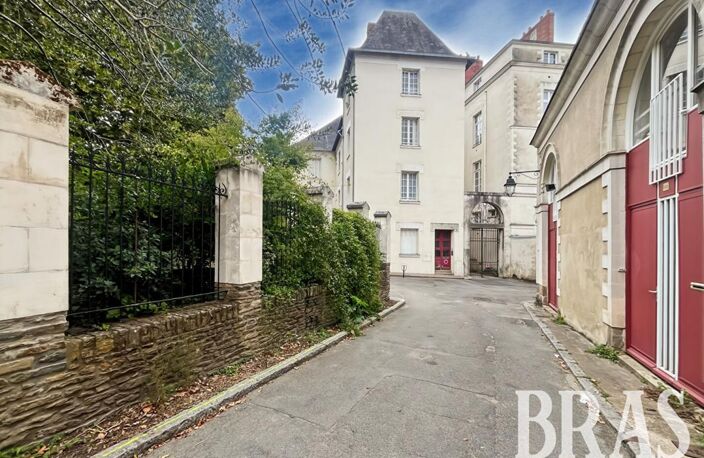 CATHEDRALE - T2 bis avec cave — photo 2
