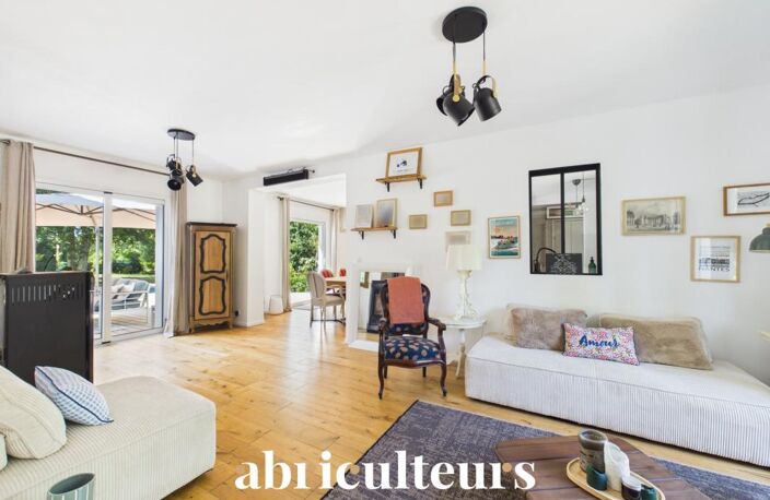 Havre de paix idéal pour votre famille avec jardin en vente à Sautron (44880) — photo 4