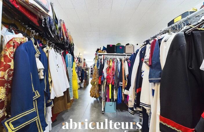 Fonds de commerce événementiel de 109 m² — Proche Chartres (28300) — photo 2