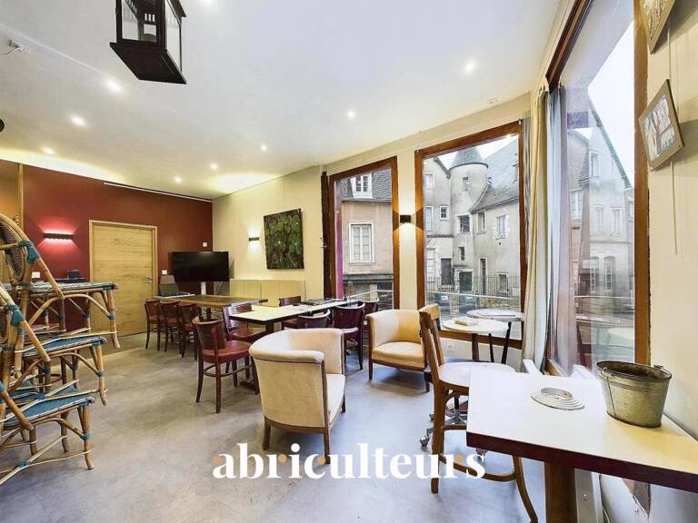 Vente de murs commerciaux avec terrasses privatives — Chartres (28000) — photo 1