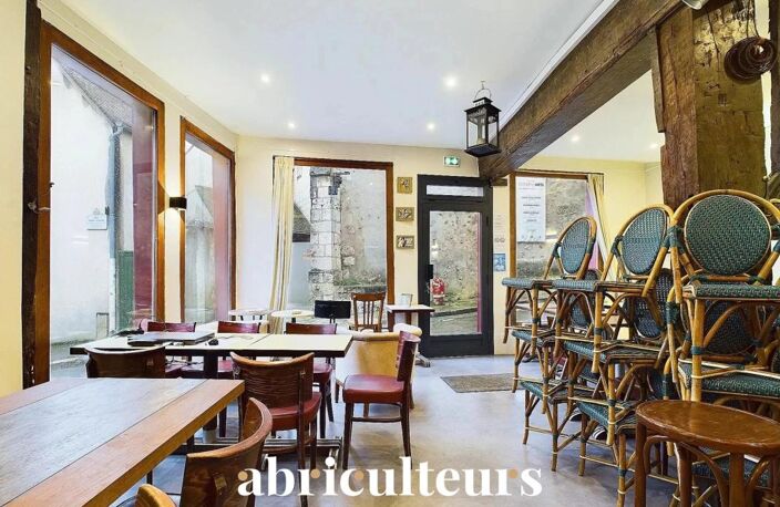 Vente de murs commerciaux avec terrasses privatives — Chartres (28000) — photo 2