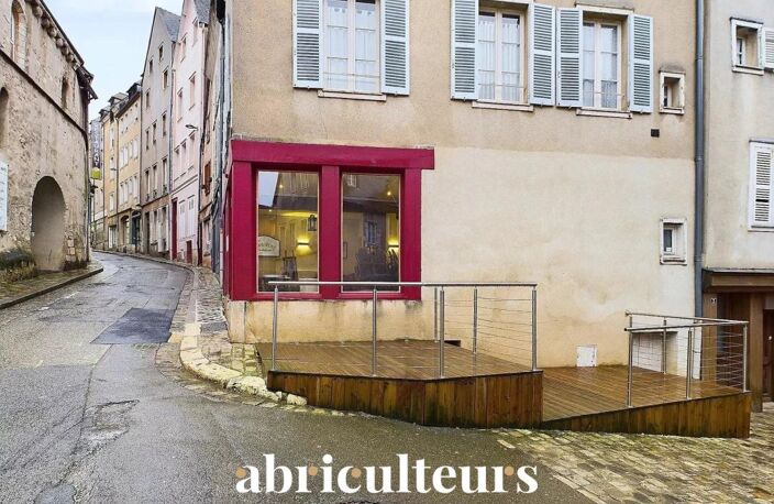 Vente de murs commerciaux avec terrasses privatives — Chartres (28000) — photo 4