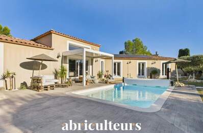 Villa de prestige avec piscine chauffée en vente à Calvisson (30114) — photo du bien