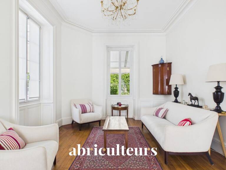 Élégante maison de caractère de 185 m² avec jardin – Cognac Jardin Public (16100) — photo 1