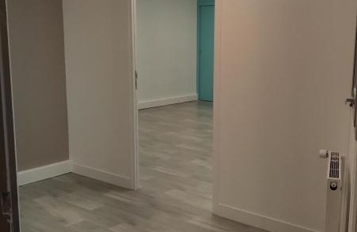 Bureaux lumineux de  45M² au cœur de Chartres (28000) — photo 3