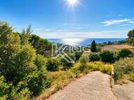 LES ISSAMBRES – TERRAIN CONSTRUCTIBLE DE 1 914 m² AVEC SUPERBE VUE MER — photo 2