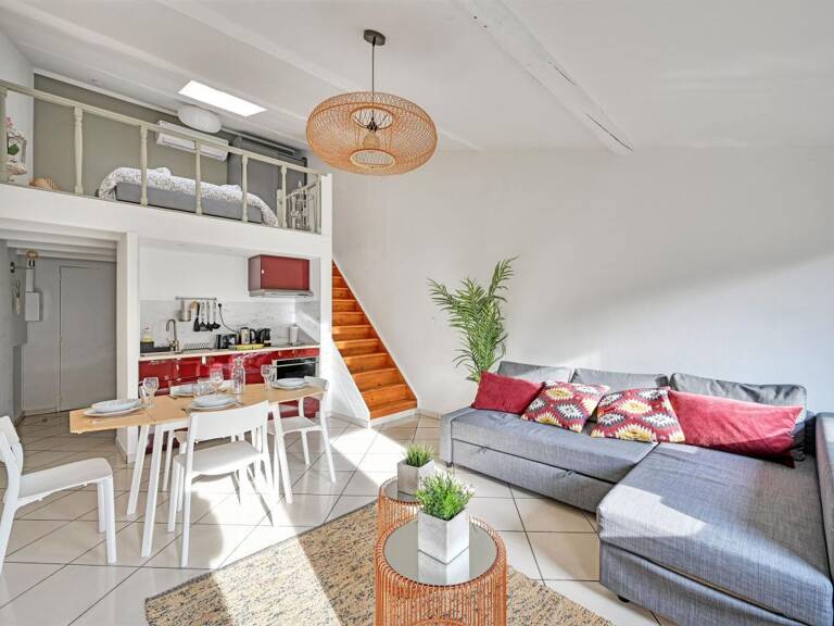 Avignon Intra muros - Appartement 2 pièces, 33m², duplex climatisé — photo 1