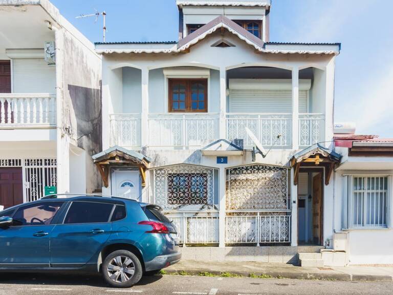 Maison - 76 m² - Baie-Mahault (971) — photo 1